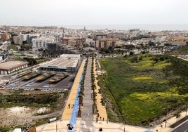 Plot where the new indoor swimming pool will be located in Estepona.